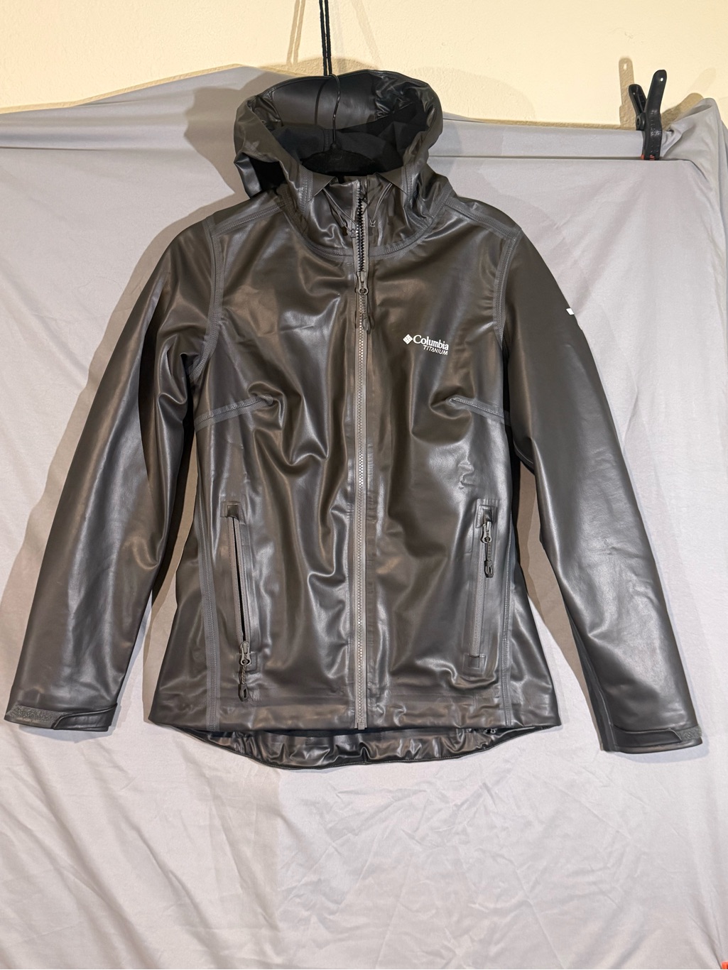 Columbia Titanium Outdry Ex Stretch Hooded Shell Jacket Women’s Small
